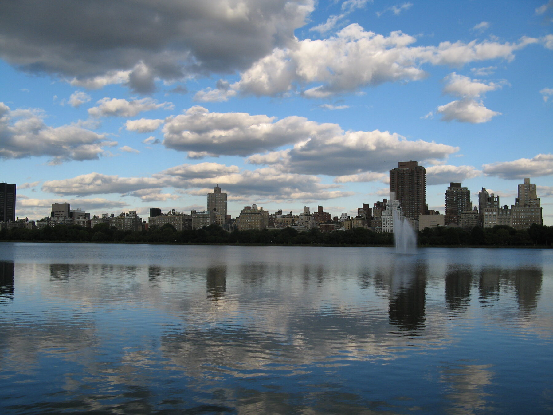 Jacqueline Kennedy Onassis Reservoir and Manhattan skyline